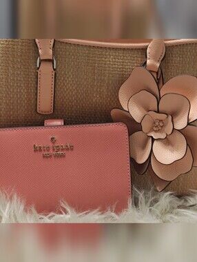 NWOT Kate spade Peach/Coral  Floral Tote and Matching Wallet Set